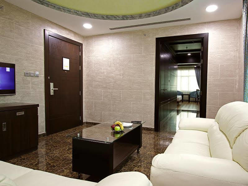 Park Regis Lotus Hotel Manama Exterior photo